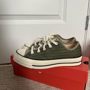 Brand new Quilted khaki Converse Chuck 70 OX Sneakers size 5 women’s